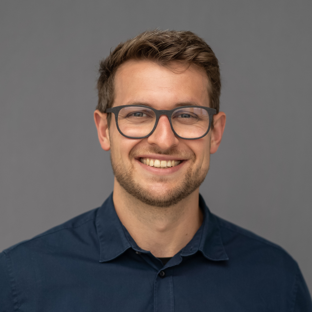 Headshot of Konstantin Möllers